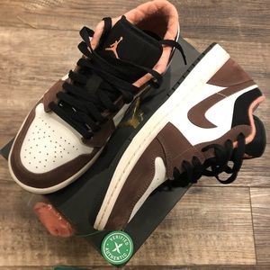 Jordan 1 low mocha size mens 8